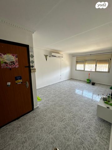 דירה, קרית ים