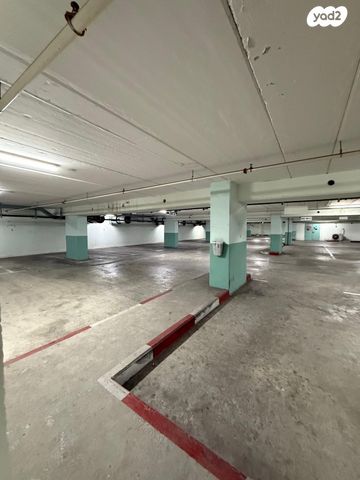 משרדים, נחום חת, שאר העיר, חיפה