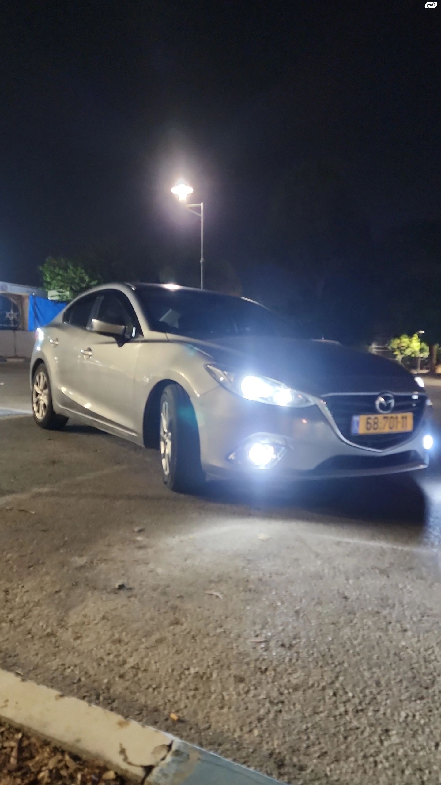 מודעת רכב מאזדה 3
