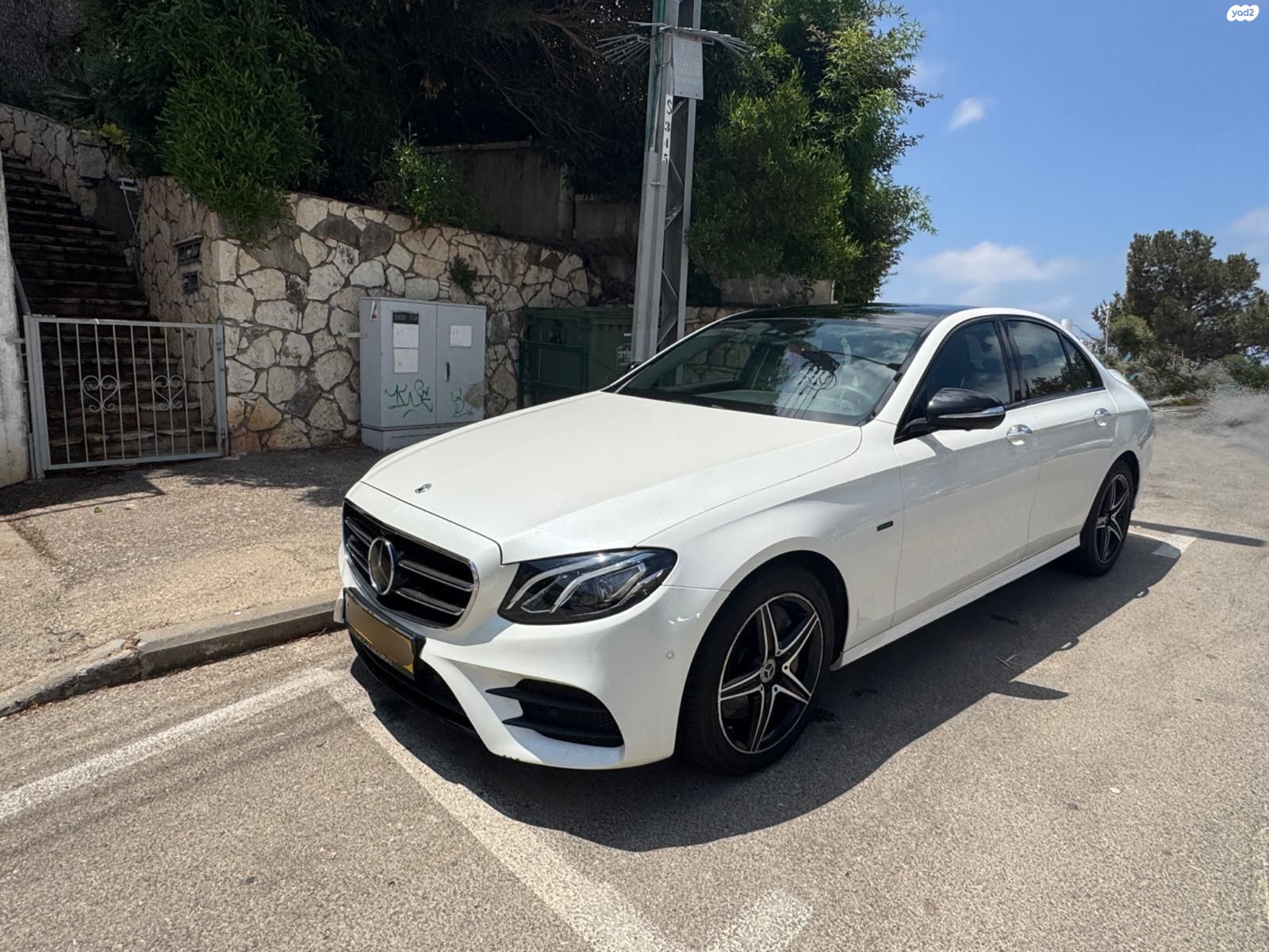 מודעת רכב מרצדס-בנץ E-class