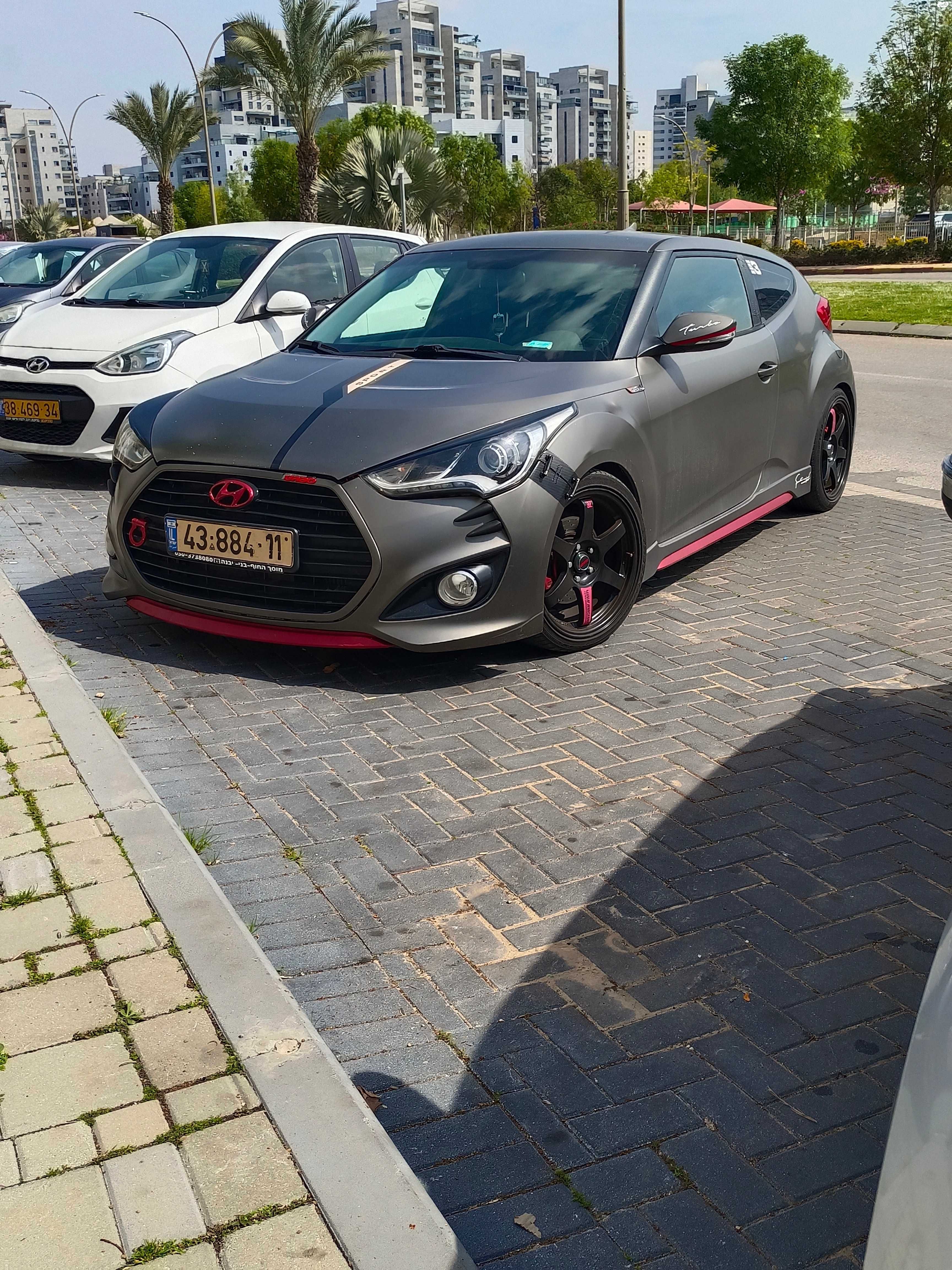 מודעת רכב יונדאי ולוסטר