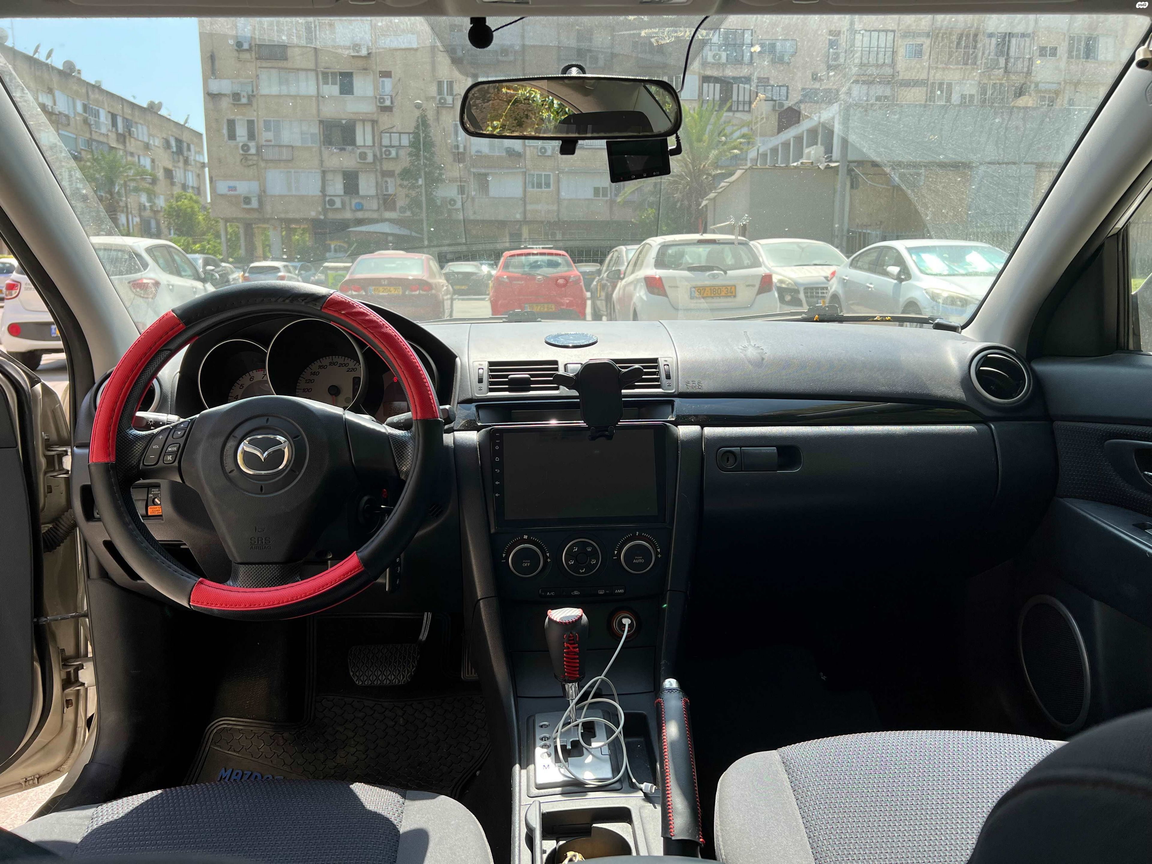 מודעת רכב מאזדה 3