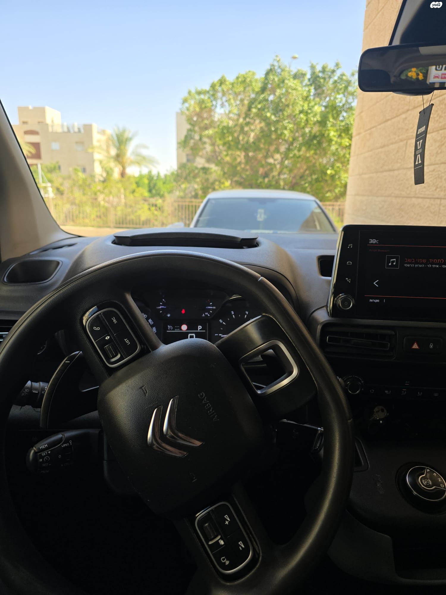 מודעת רכב סיטרואן ברלינגו 