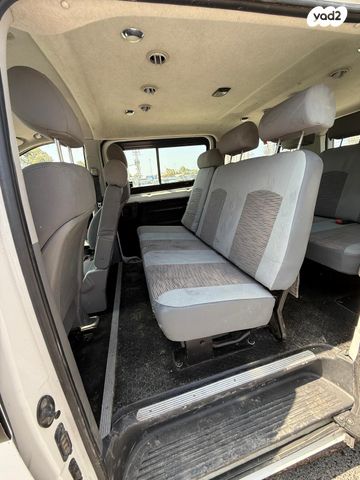 יונדאי H-1 / i800