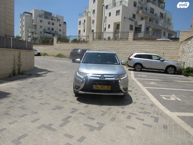 מודעת רכב מיצובישי אאוטלנדר