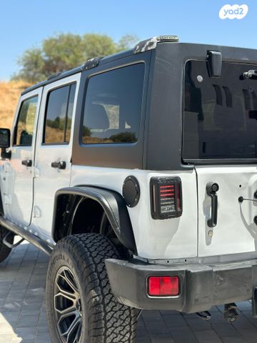 מודעת רכב ג'יפ רנגלר 2