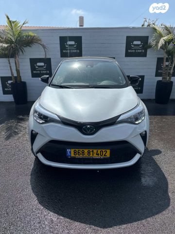 מודעת רכב טויוטה C-HR