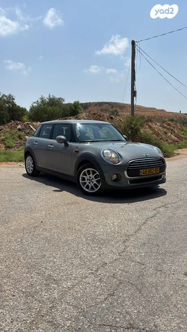 מודעת רכב מיני קופר