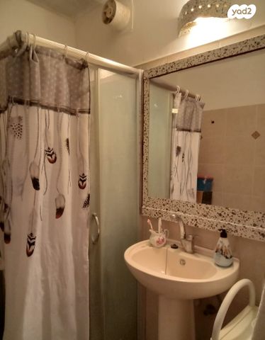 דירה, הקנאים 19, לבאות, ערד