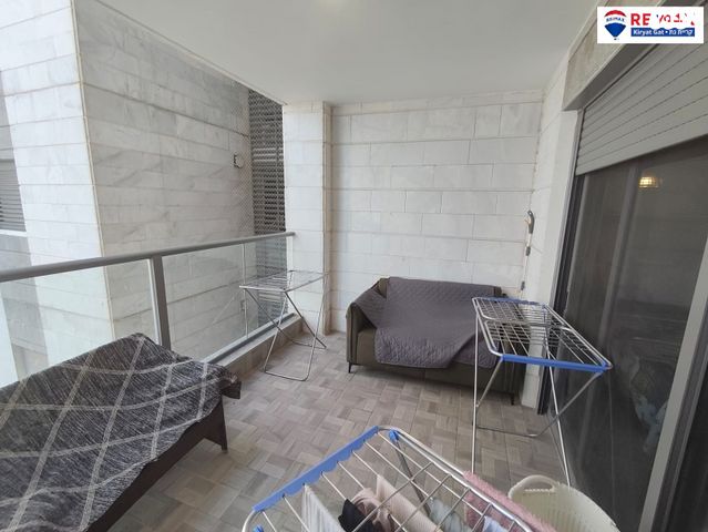 דירה, היסמין 111, הפרחים, קרית גת