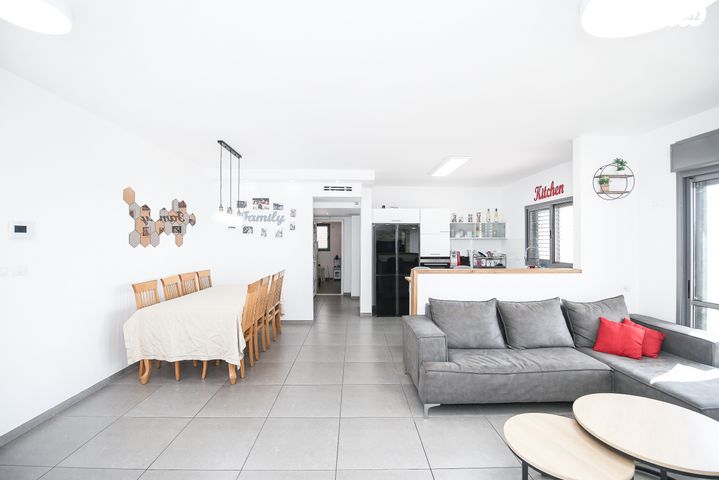 דירה, אורן, החורש, חריש