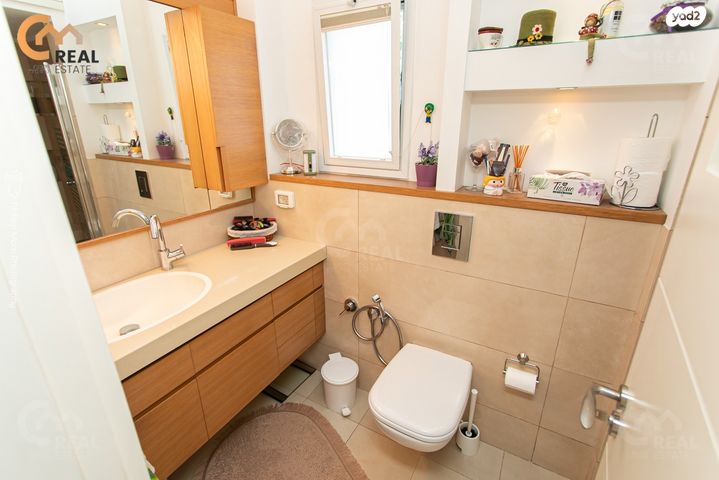 דירת גן, מרטין בובר, רמת בן גוריון, חיפה