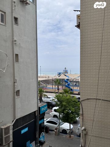 דירה, דרך בן גוריון, בת ים