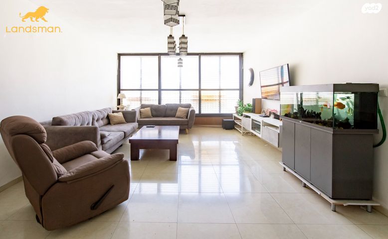 מיכל לייב כץ 29