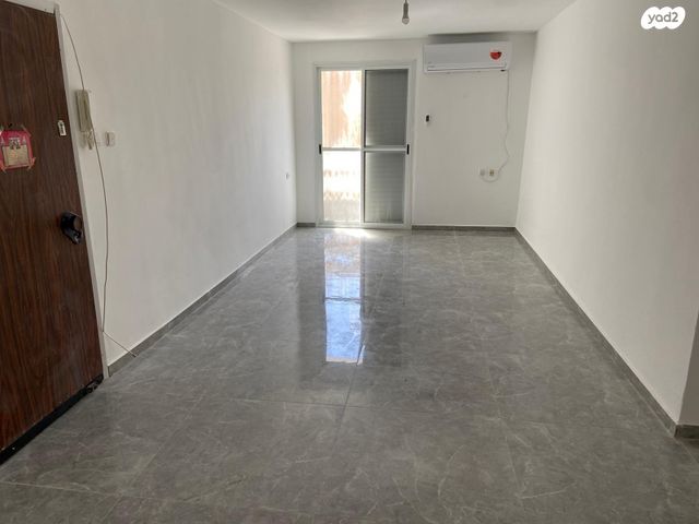 דירה, הכ"ג, שכונה ג', באר שבע