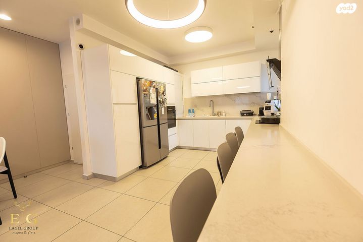 דירה, חצרות המושבה, רחובות