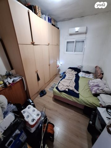 גג/ פנטהאוז, השלושה, עמידר, בת ים