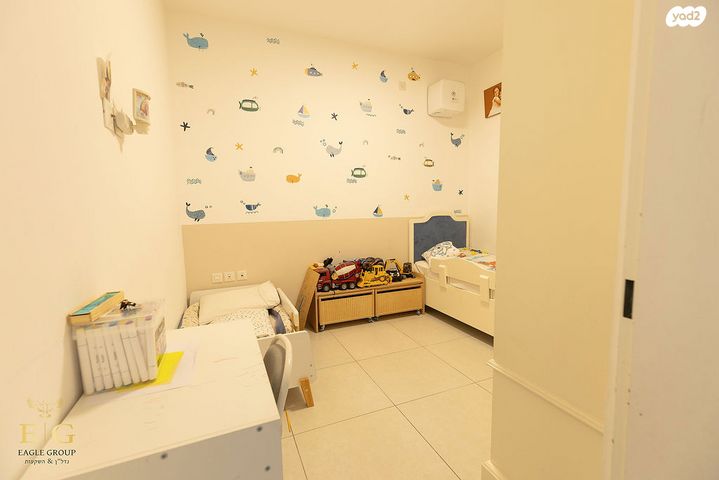 דירה, חצרות המושבה, רחובות