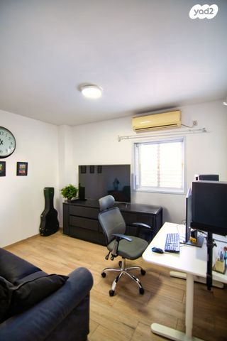 גג/ פנטהאוז, דוד מאיר גוטמן, לב המושבה / מרכז העיר, פתח תקווה