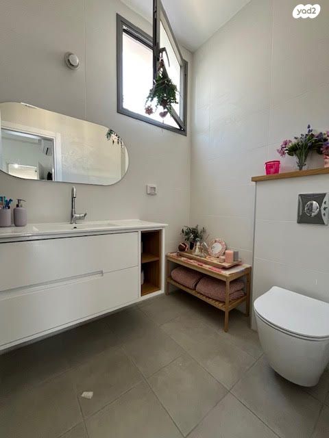 דירה, תל חי, נווה דוד רמז, רעננה