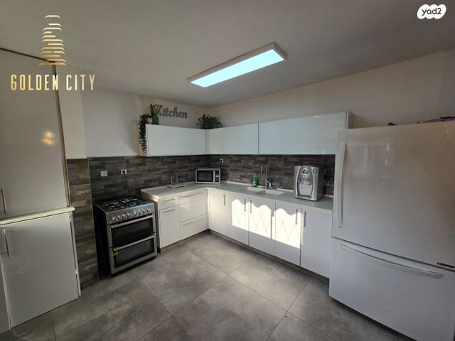 השר ישראל בר יהודה 9