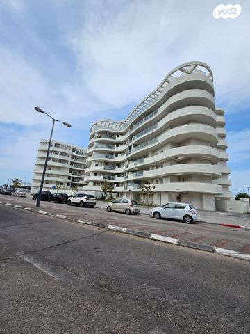 שדרות ירושלים 104