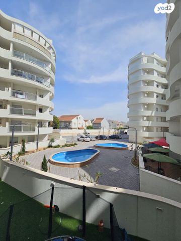 דירה, שדרות ירושלים 104, קרית ים