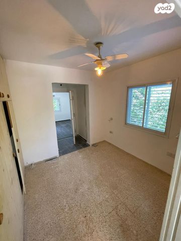 דו משפחתי, יחיעם