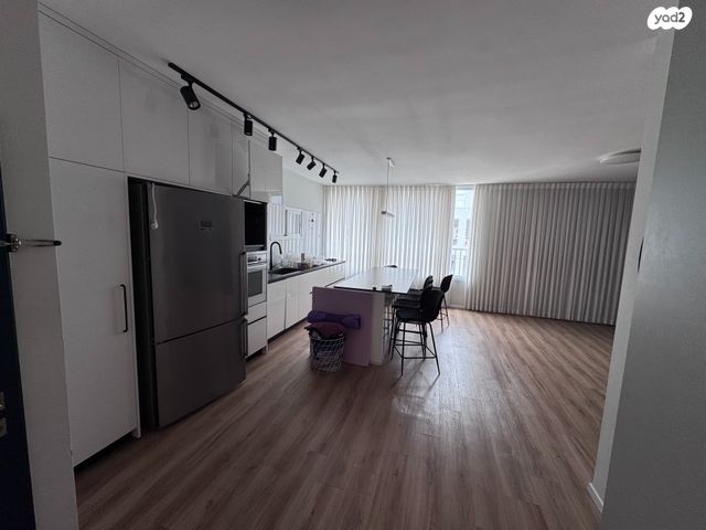 דירה, דרך בן גוריון, בת ים