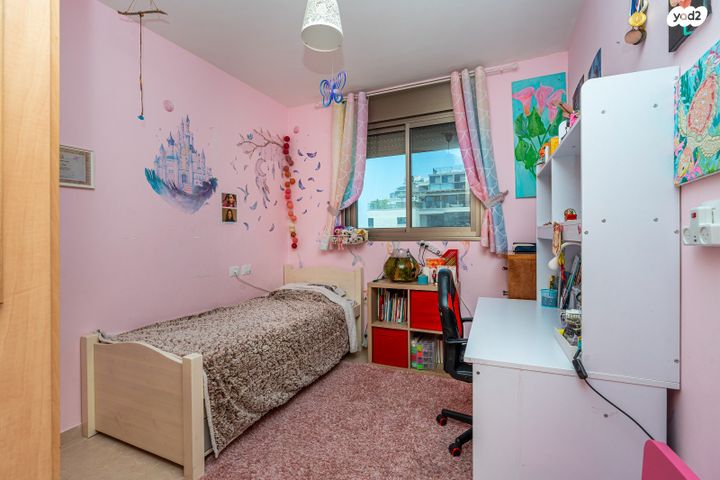 דירה, היובל, אור עקיבא