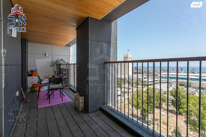 דירה, עין דור, שער פלמר, תחנת רכבת השמונה, חיפה