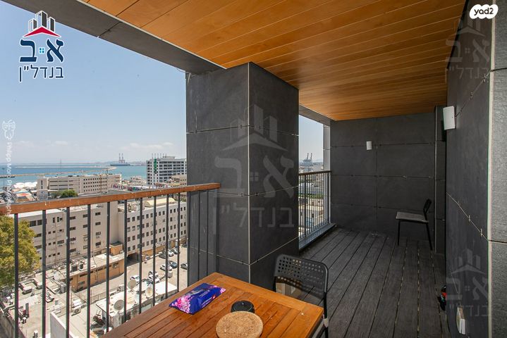 דירה, עין דור, שער פלמר, תחנת רכבת השמונה, חיפה