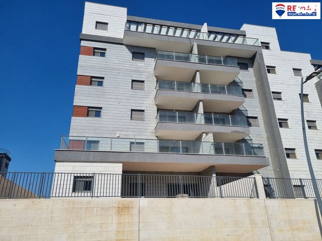 נחל גוברין 13