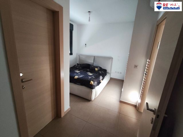 גג/ פנטהאוז, רבקה אמנו 5, כרמי גת, קרית גת