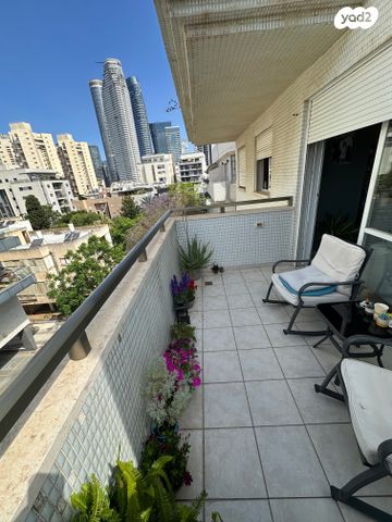 דירה, בורוכוב, בורוכוב, גבעתיים