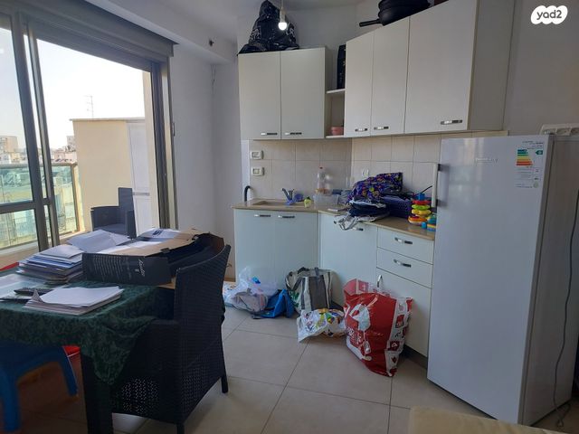 גג/ פנטהאוז, ביאליק, מרכז, קרית עבודה, חולון