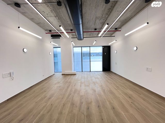 משרדים, משה דיין 10, פארקטק פתח תקווה / אזור תעשייה קרית אריה, פתח תקווה