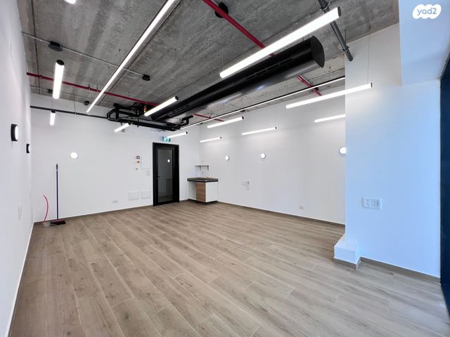 משרדים, משה דיין 10, פארקטק פתח תקווה / אזור תעשייה קרית אריה, פתח תקווה