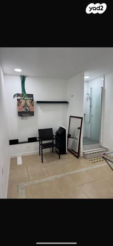 קליניקות, הרצליה