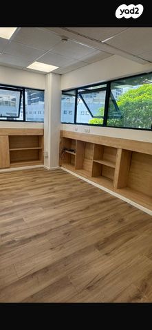 משרדים, הרצליה