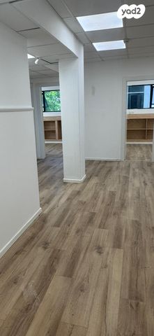 משרדים, הרצליה