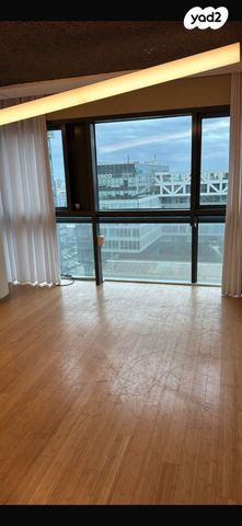 משרדים, הרצליה