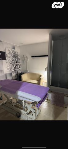 קליניקות, הרצליה