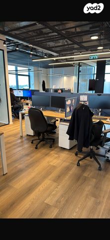 משרדים, הרצליה