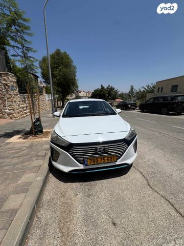 יונדאי איוניק