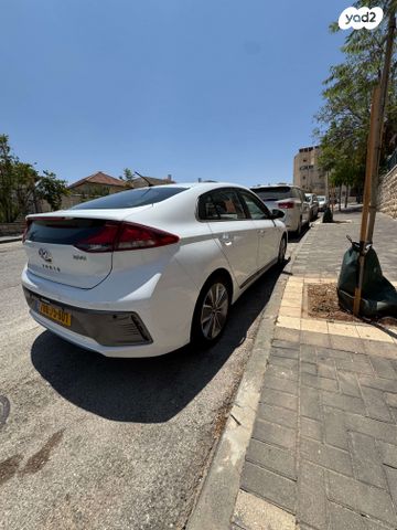 יונדאי איוניק