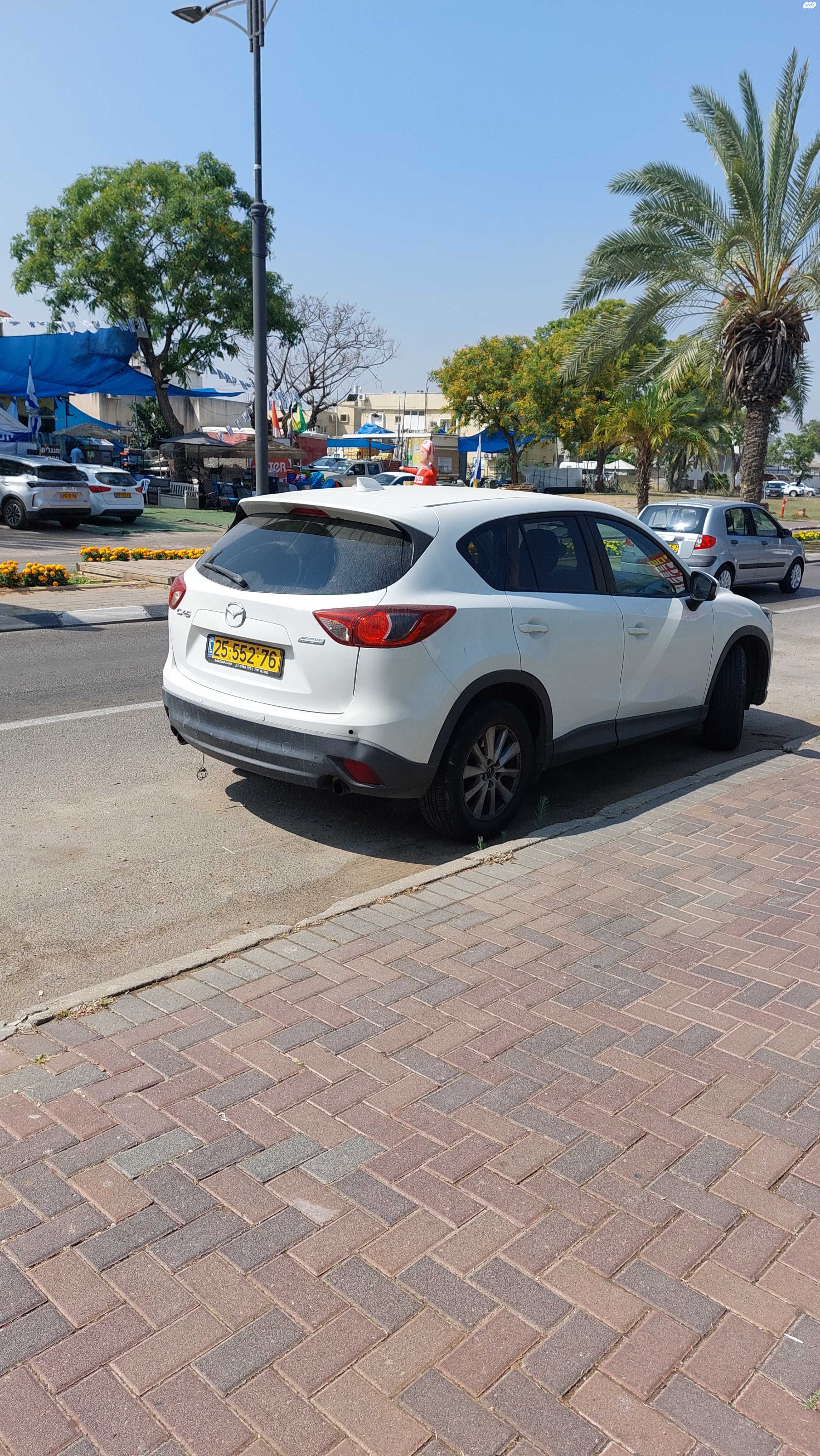 מודעת רכב מאזדה CX-5