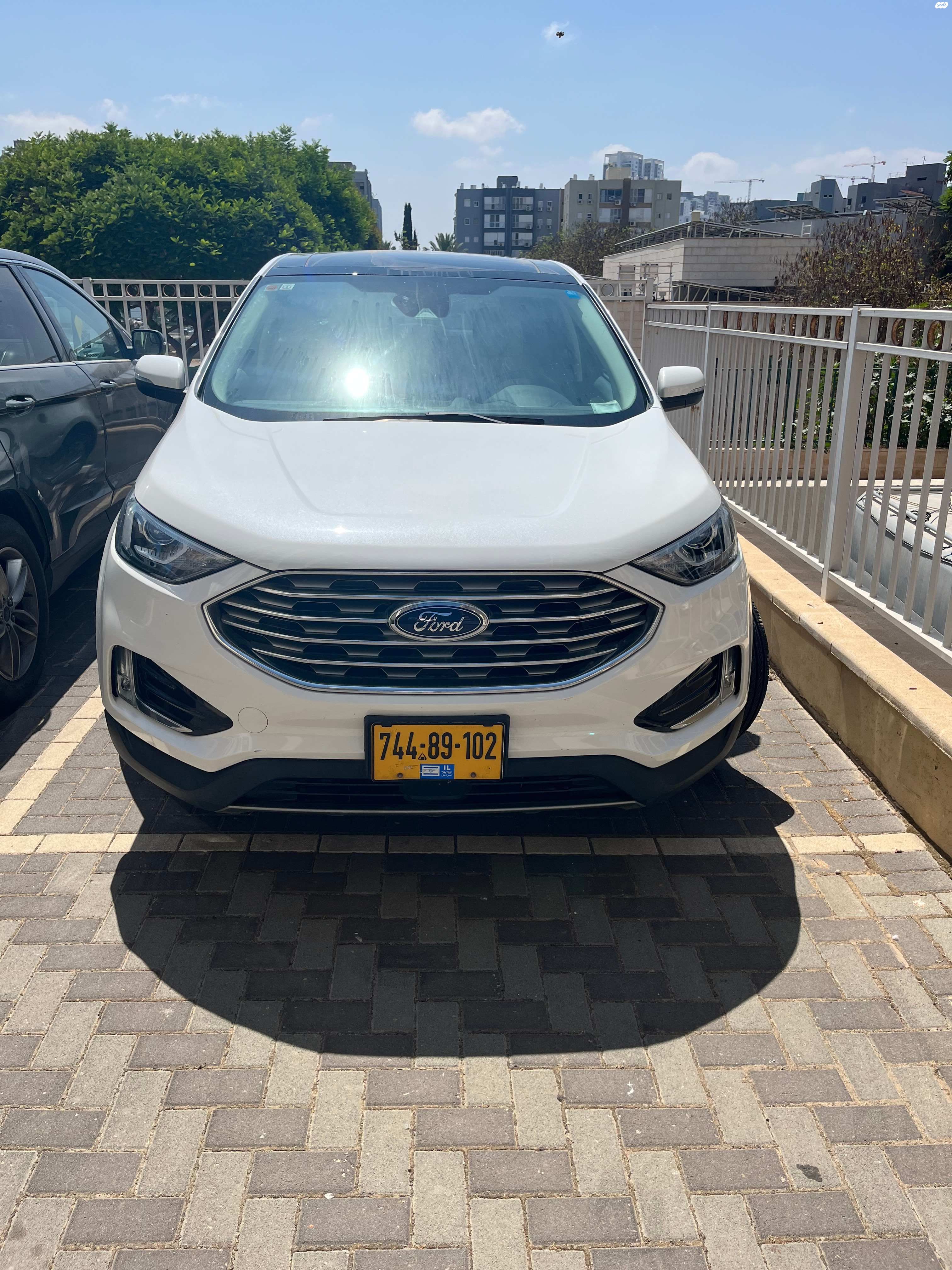 מודעת רכב פורד אדג'