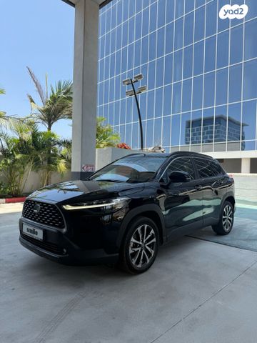 מודעת רכב טויוטה קורולה קרוס