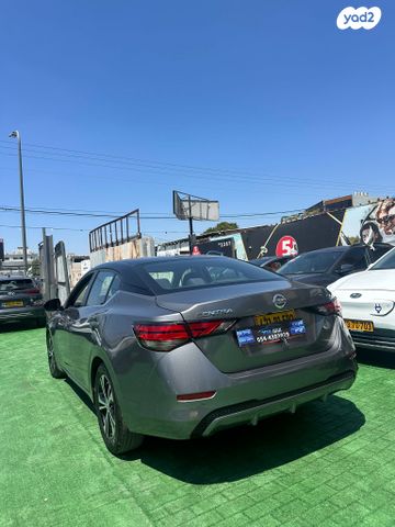 ניסאן סנטרה